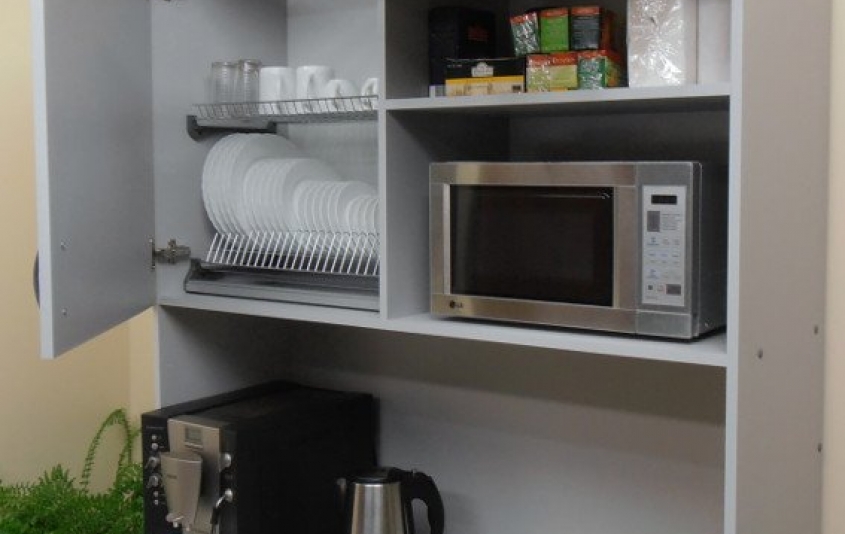Пример установки сушилки в мини-кухню КМ-214